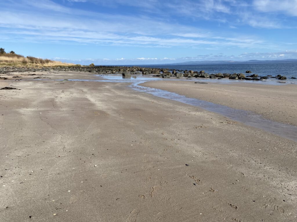 Silver Sands Isle of Arran  Schottland Strand Meer KüstePladdda Island und Alisa Craig