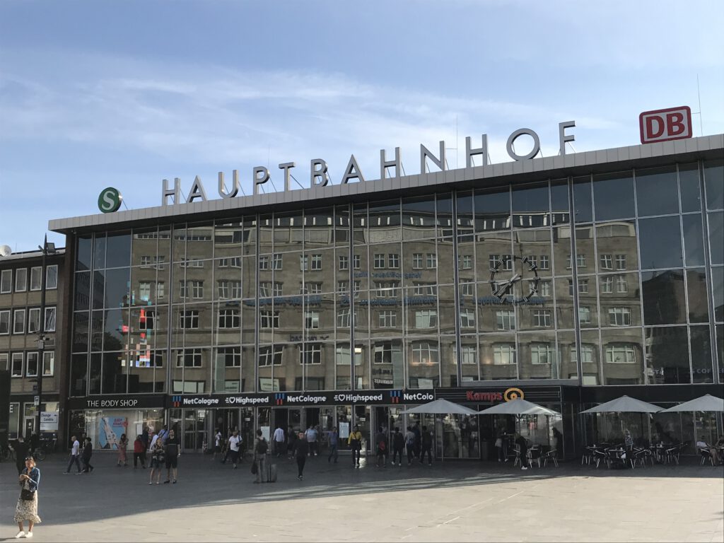 Hauptbahnhof Köln DB Bahn Dom 