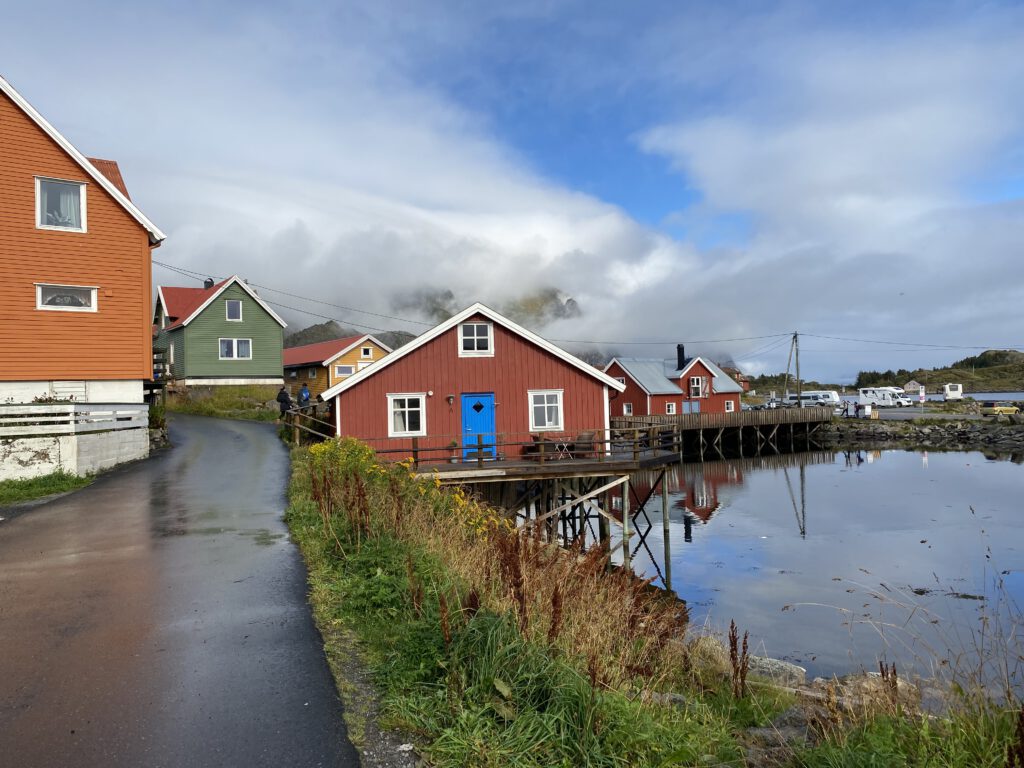 bunte Häuser in Hennigsvær