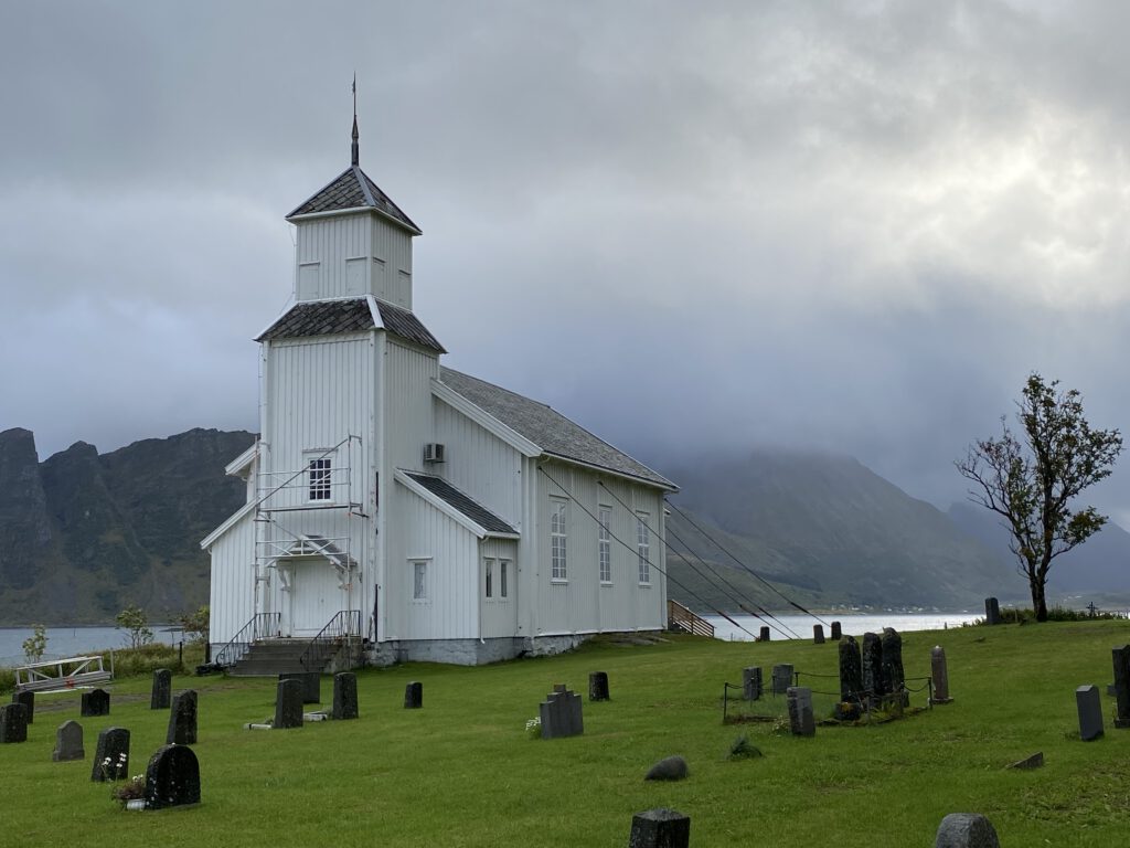 Gimsøy Kirke