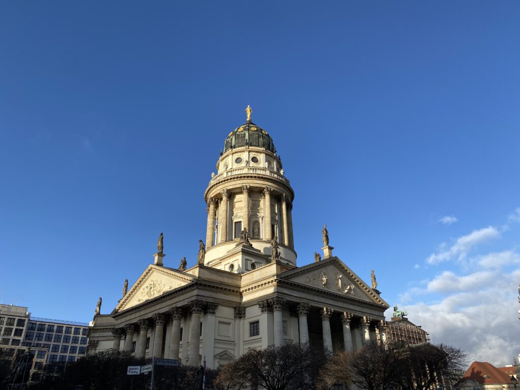 Gendarmenmarkt Französischer Dom Berlin Sightseeing 