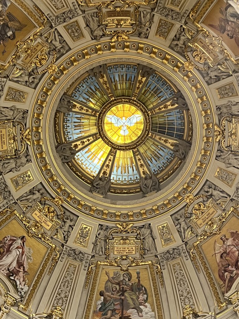 Deckengewölbe im Berliner Dom