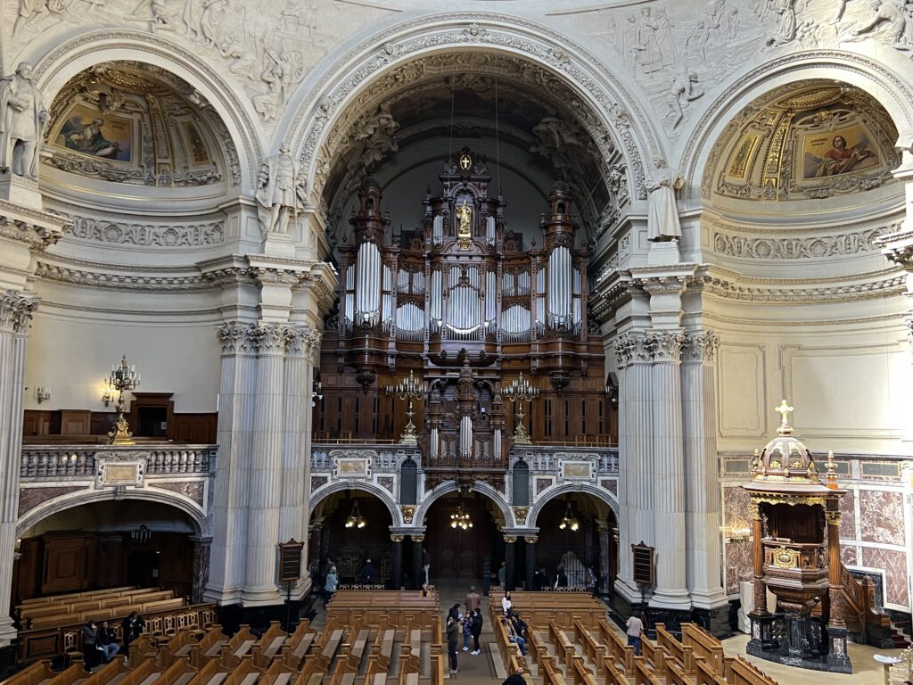 Berliner Dom innen