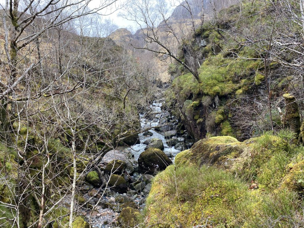 Glencoe Highlands Schottland A82 Hidden Valley Wanderung Wasserfall