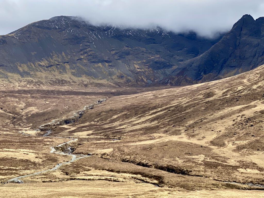 Fairy Pools Black Cuillins Wanderweg Highlight Isle of Skye Schottland Highlands