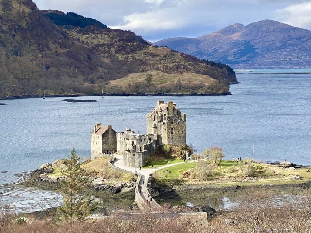 Eilean Donnan Castle Schottland Highlands Highlander Lake Loch Duich Macrae Clan Insel