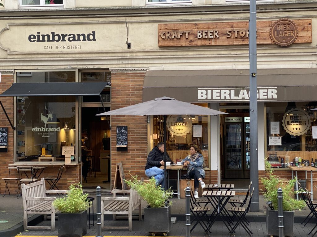 Einbrand Kaffeerösterei Bierlager Kiosk Büdchen  Kneipe Köln Südstadt Chlodwigplatz Bonner Strasse 