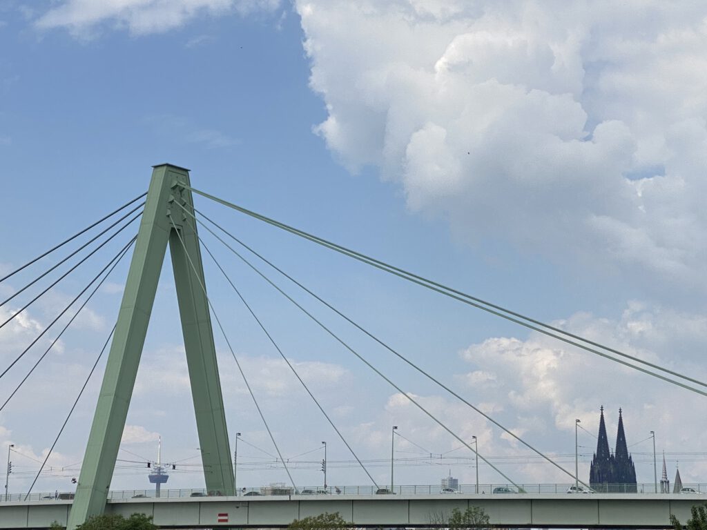 Aller Wiesen Dom Domblick Rhein Severinsbrücke Colonius Fernsehturm