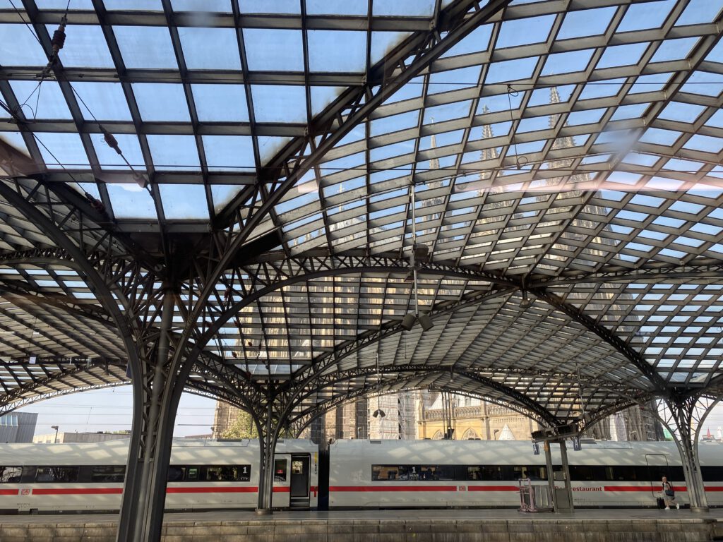 Hauptbahnhof Köln DB Bahn Dom ICE