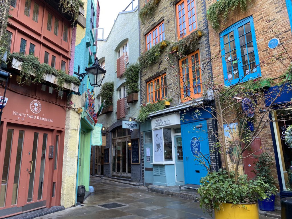 bunte Häuser im Neal's Yard London