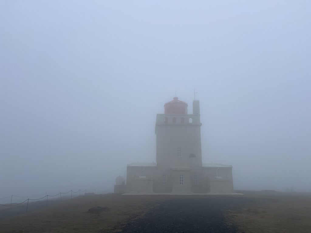 Dyrhólaey Leuchtturm