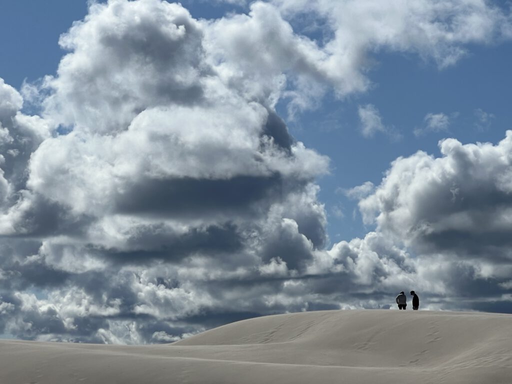  Råbjerg Mile mit 2 Menschen