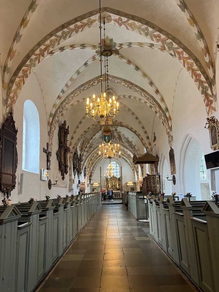 Sæby Kirche von innen