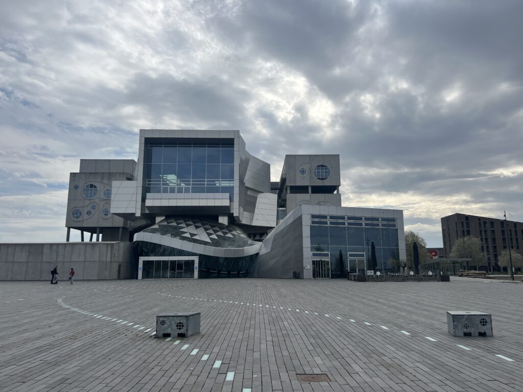 Frontalansicht Musikkens Hus