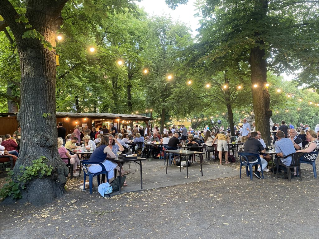 Weinfest am Rüdesheimer Platz