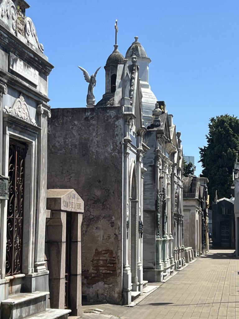 Gräber auf dem Recoleta Friedhof 