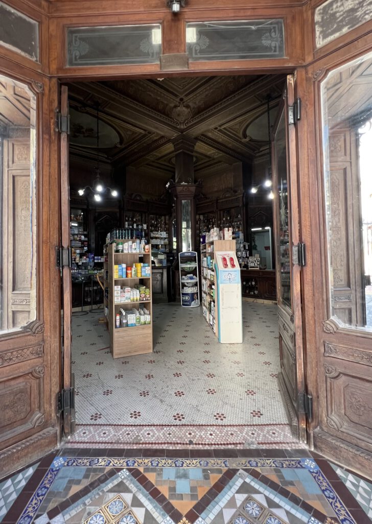 Farmacia de la Estrella in Buenos Aires