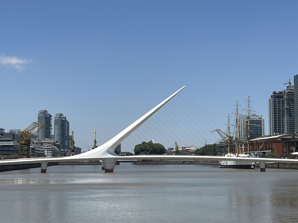 Puente de la Mujer