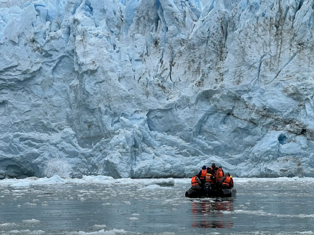 Garibaldi-Gletscher mit Zodiac
