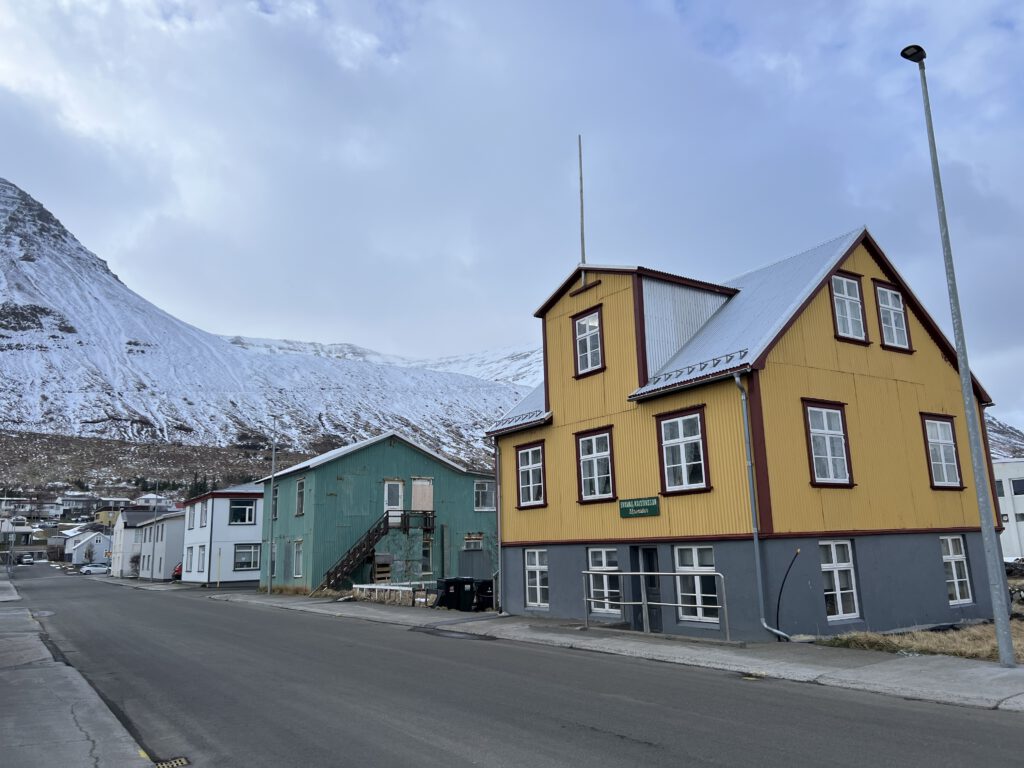 bunte Häuser in Siglufjörður