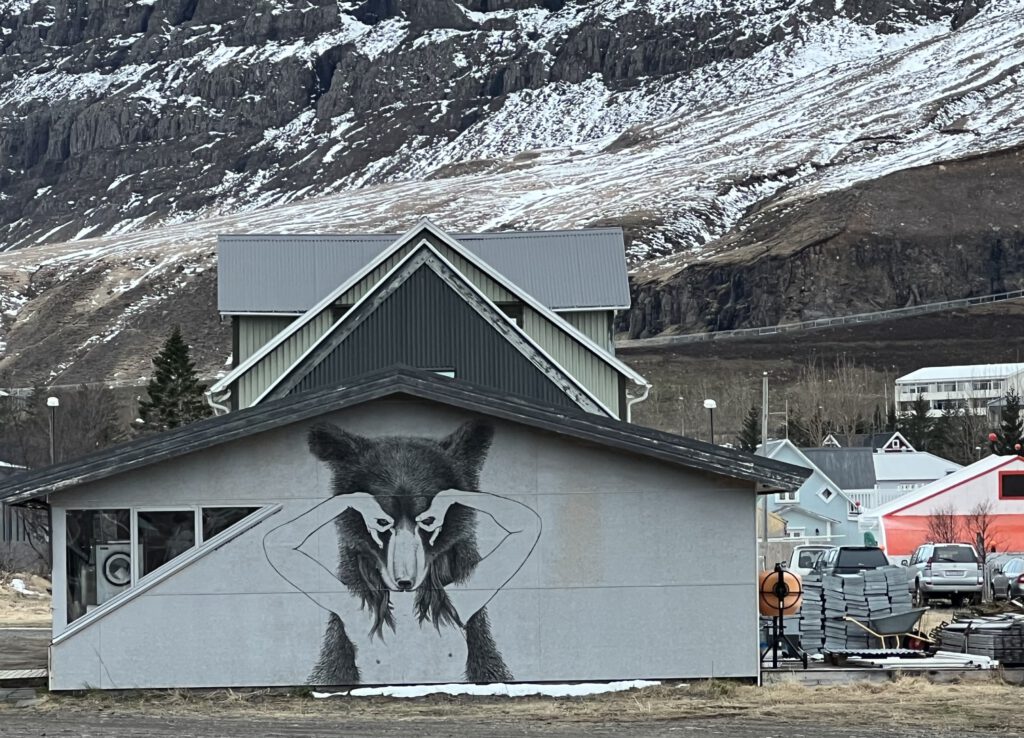 The Bear & The Lady Graffiti in Seydisfjördur