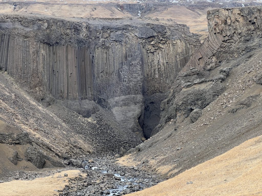 Canyon am Litlanesfoss