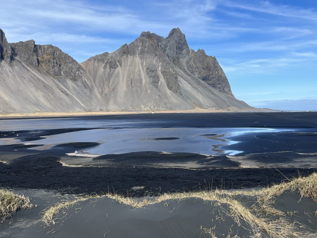 Vestrahorn mit Dünen