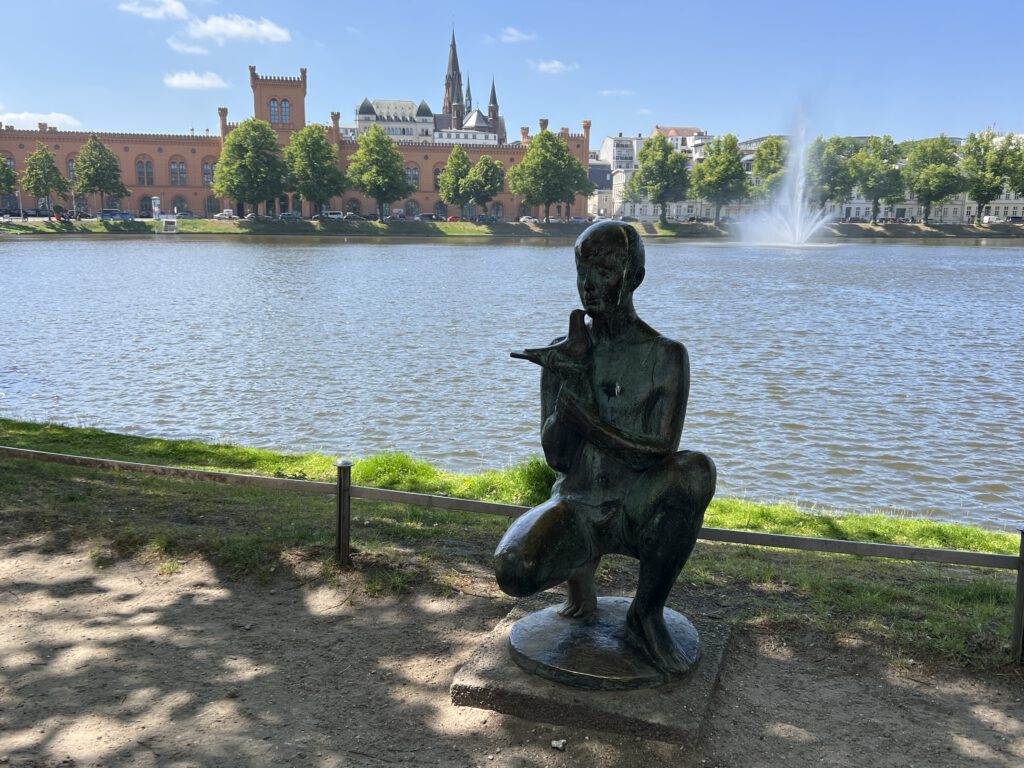 Skulptur am Pfaffenteich