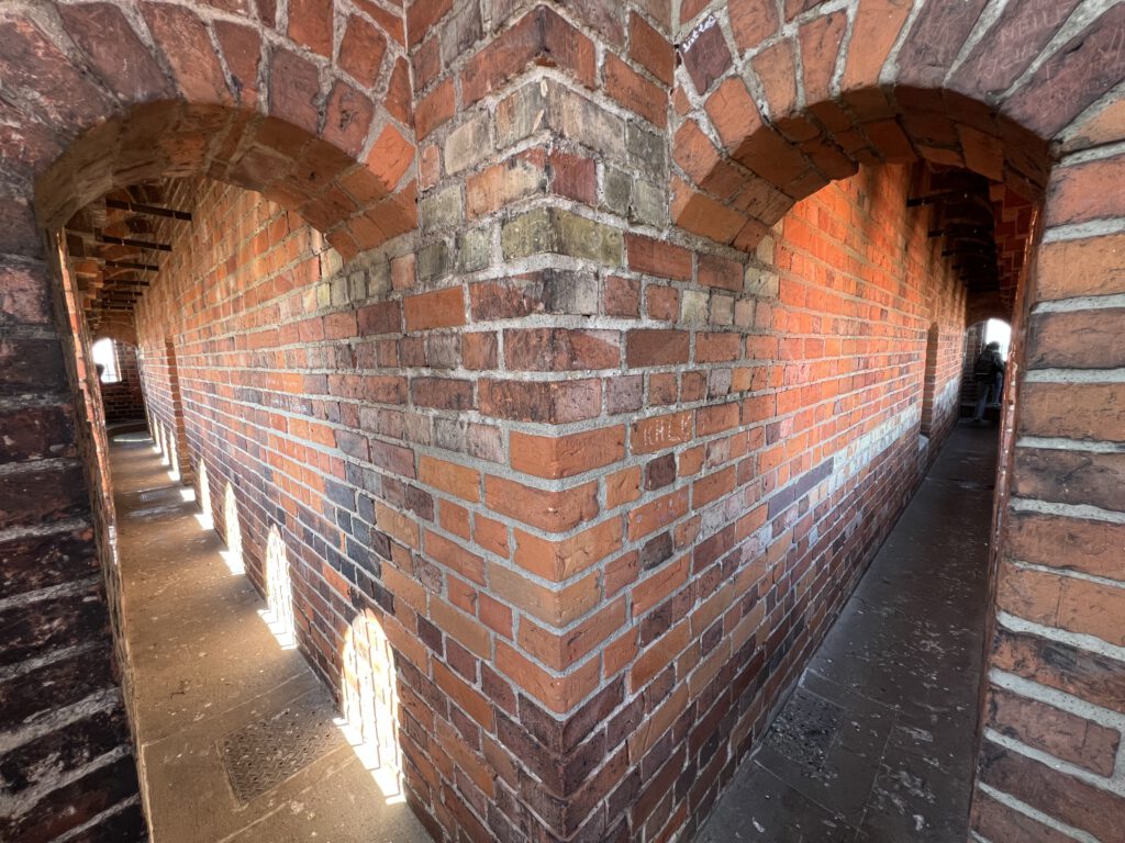 Gänge auf dem Turm des Schweriner Doms