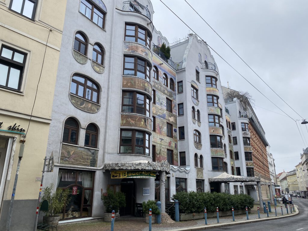 Arik-Brauer-Haus