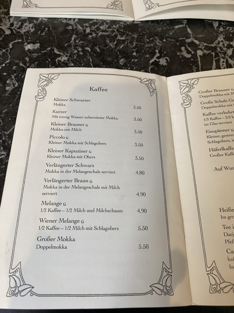 Speisekarte mit Wiener Kaffeespezialitäten