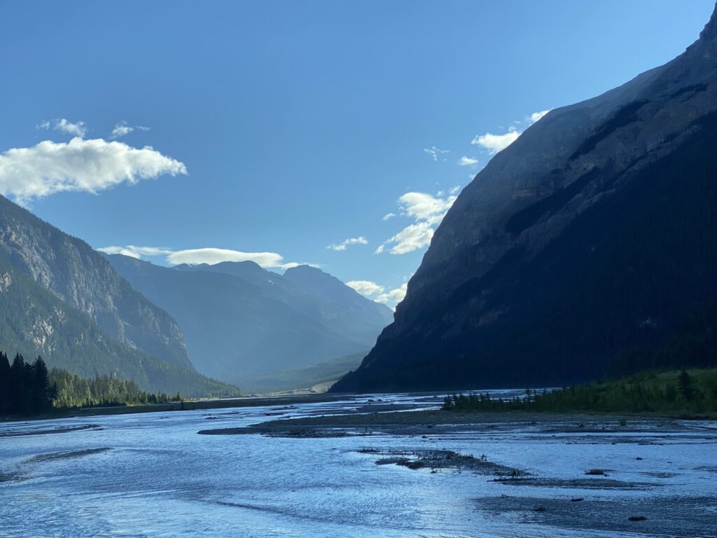 Kicking Horse River bei Field