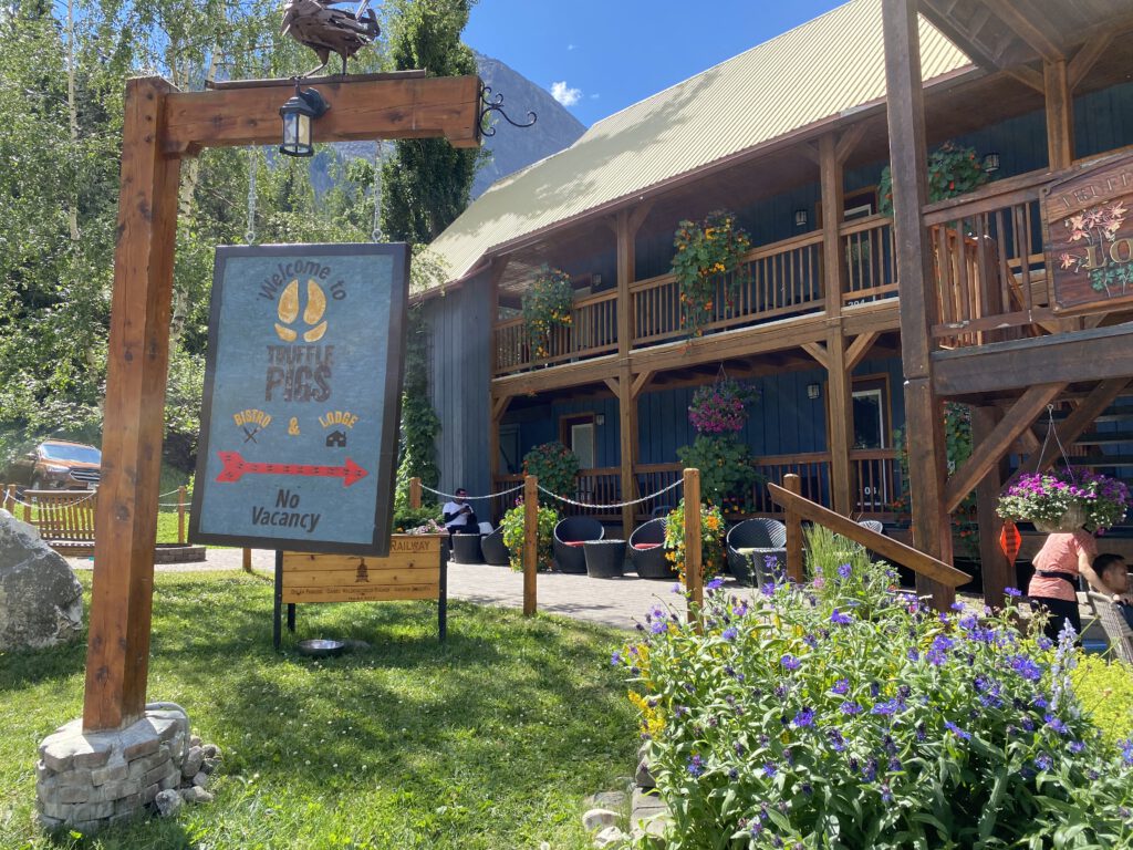 Truffle Pigs Bistro