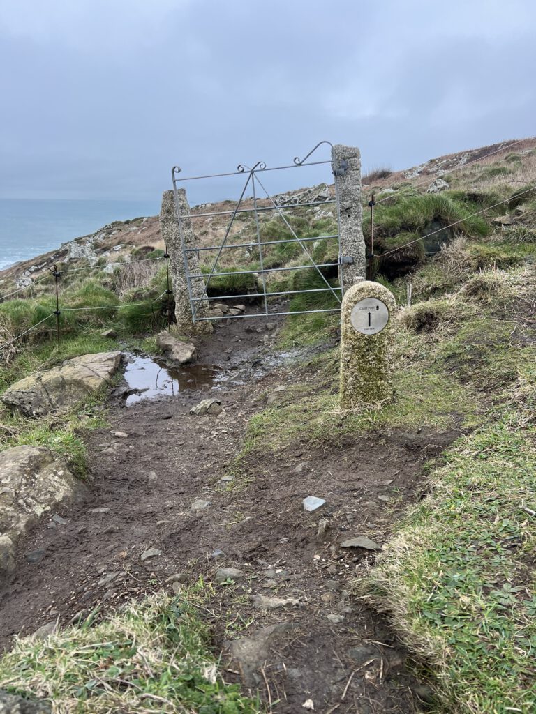 Gittertor auf dem South West Coast Path