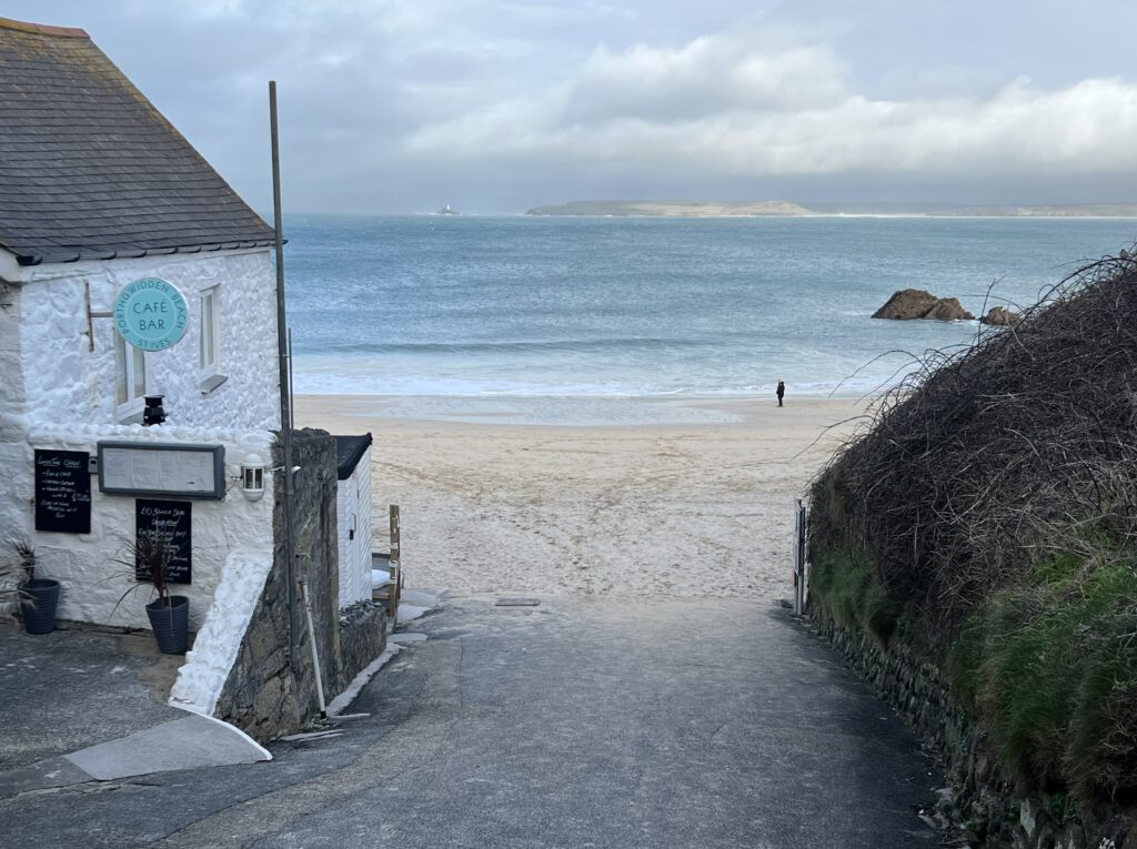 Porthgwidden Beach