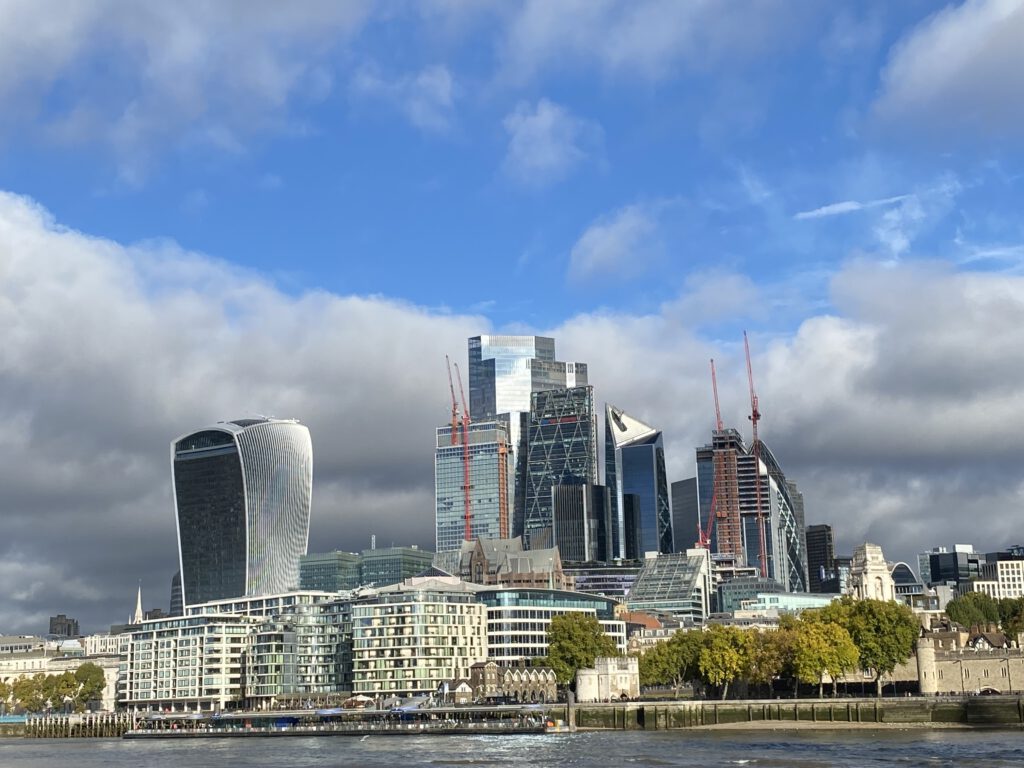 Blick auf Londons Skyline