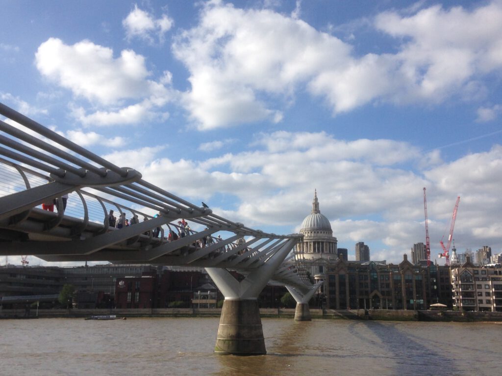 Millenium Bridge