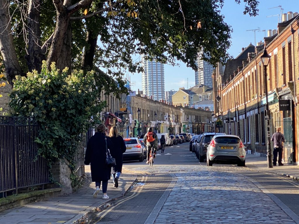 Columbia Rd