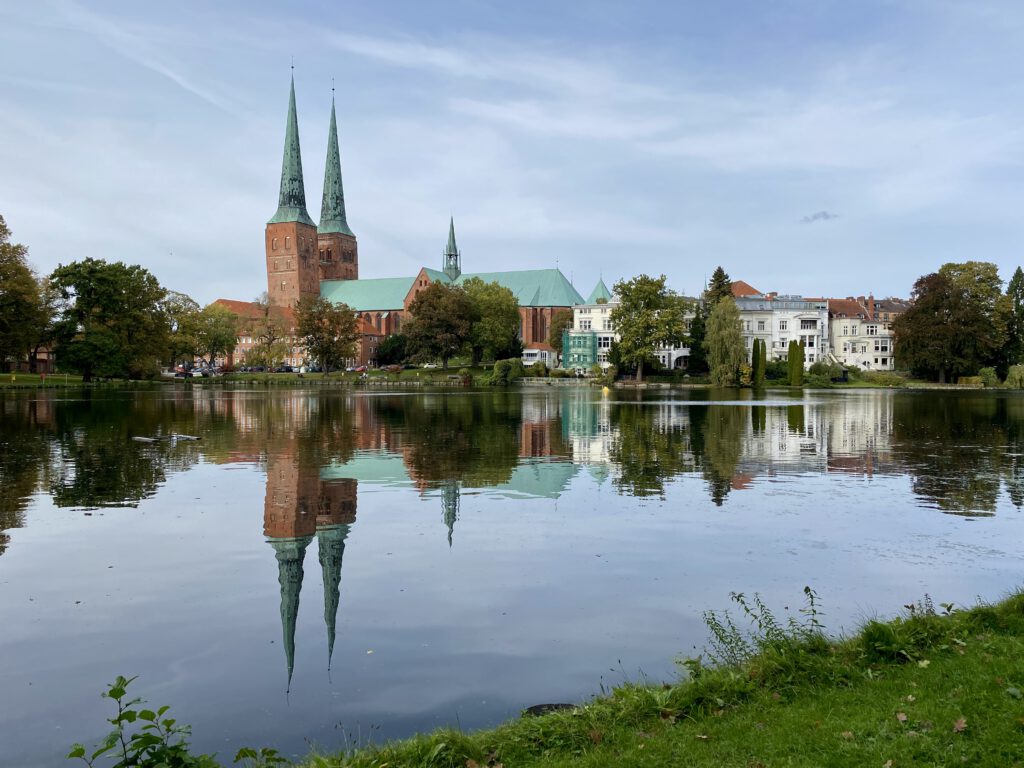 Mühlenteich mit Blick auf den Dom